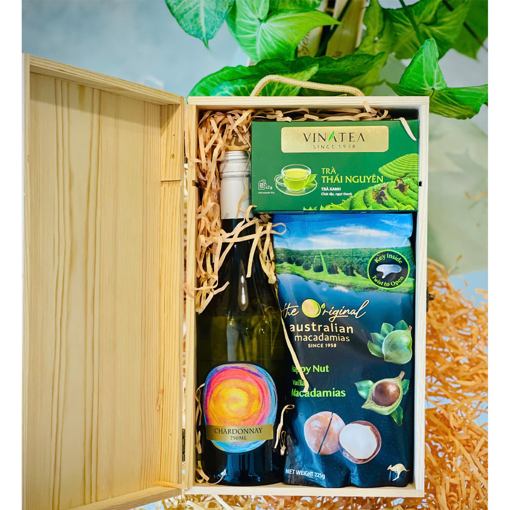 Hộp quà khai xuân